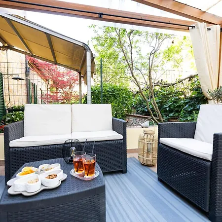 Borgoregio Apartment *